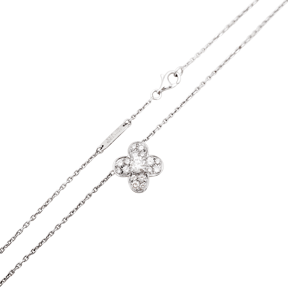 Necklace Van Cleef & Arpels, "Trefle", white gold and diamonds.