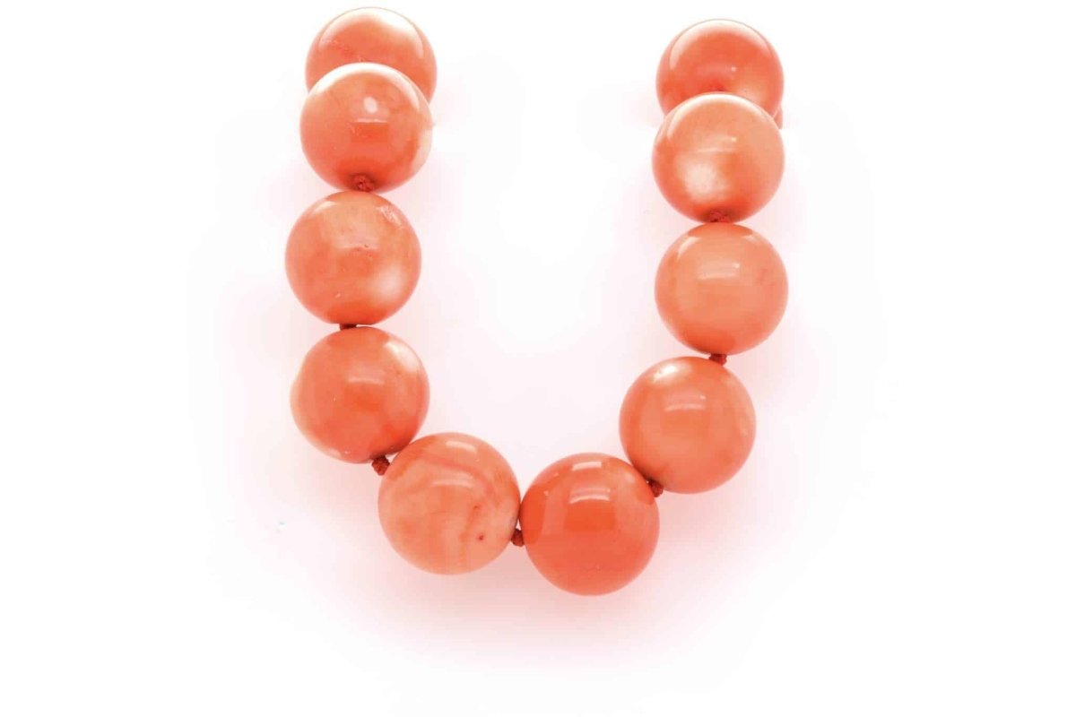 Collier perles de corail - Castafiore