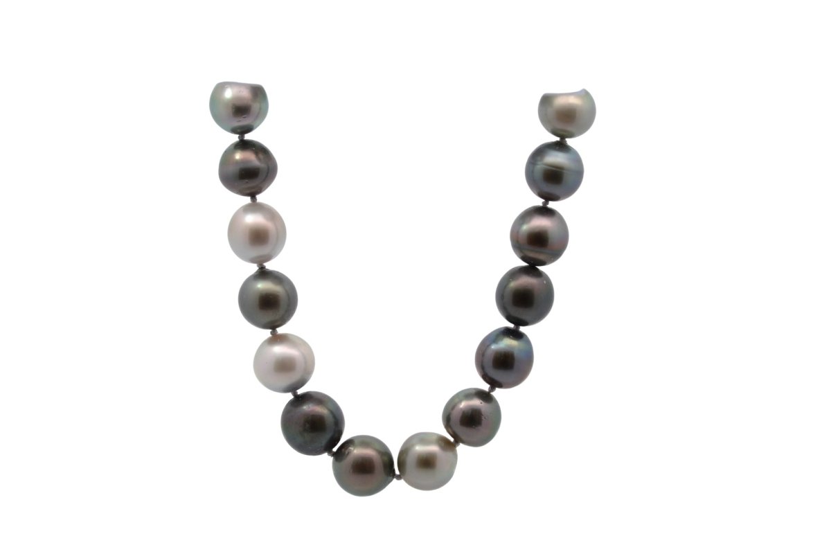 Necklace Tahitian cultured pearls