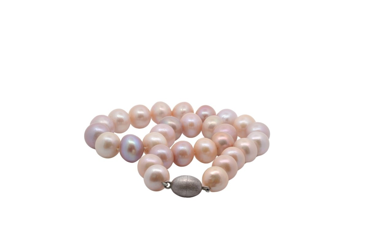 Necklace freshwater cultured pearls
