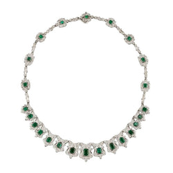 Collier Plastron en platine, émeraudes et diamants - Castafiore