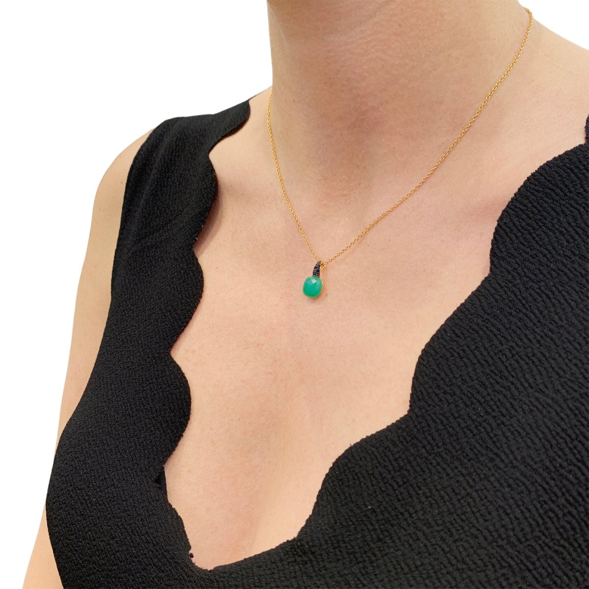 Collier Pomellato "Capri" en or rose t blanc, chrysoprase, saphirs. - Castafiore