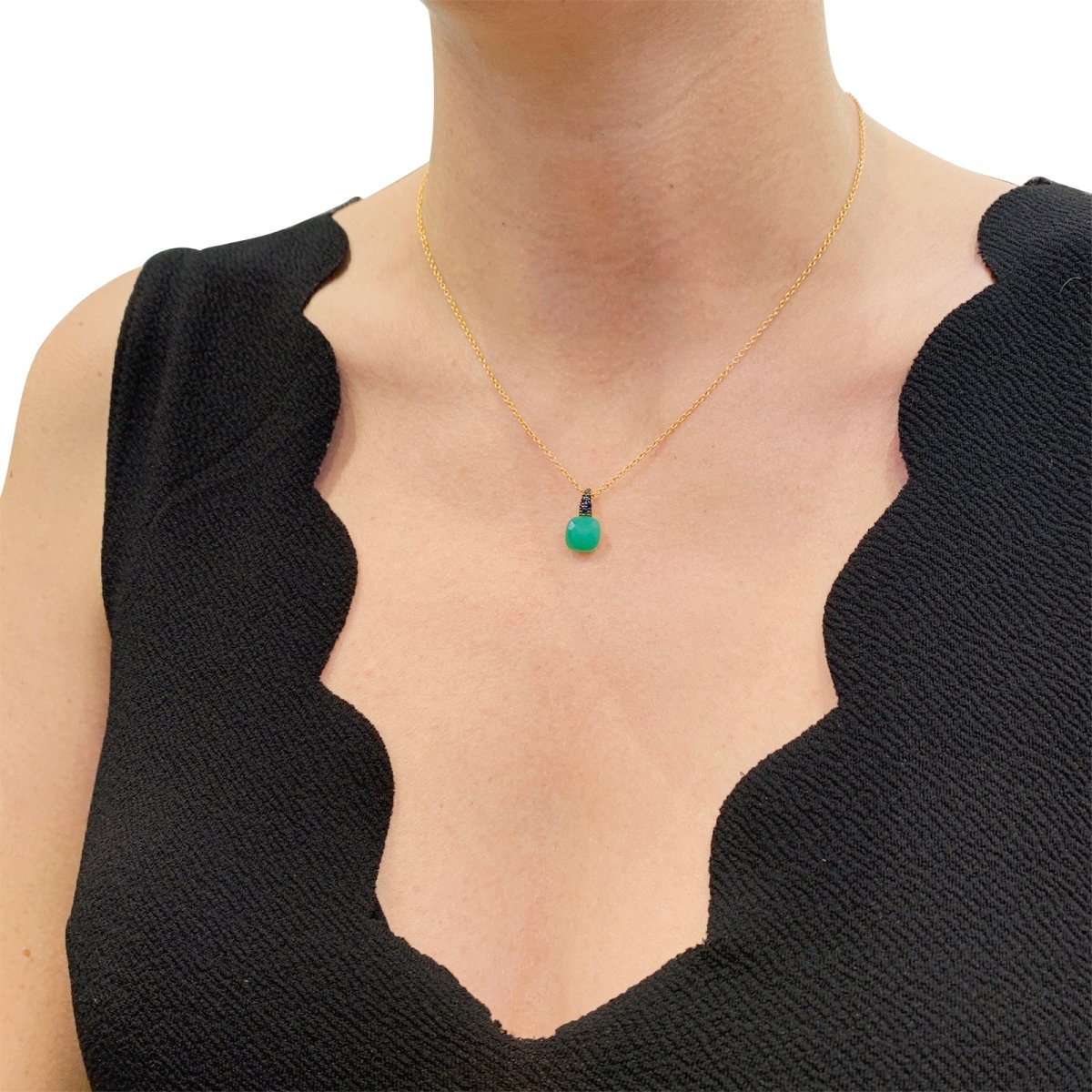 Collier Pomellato "Capri" en or rose t blanc, chrysoprase, saphirs. - Castafiore