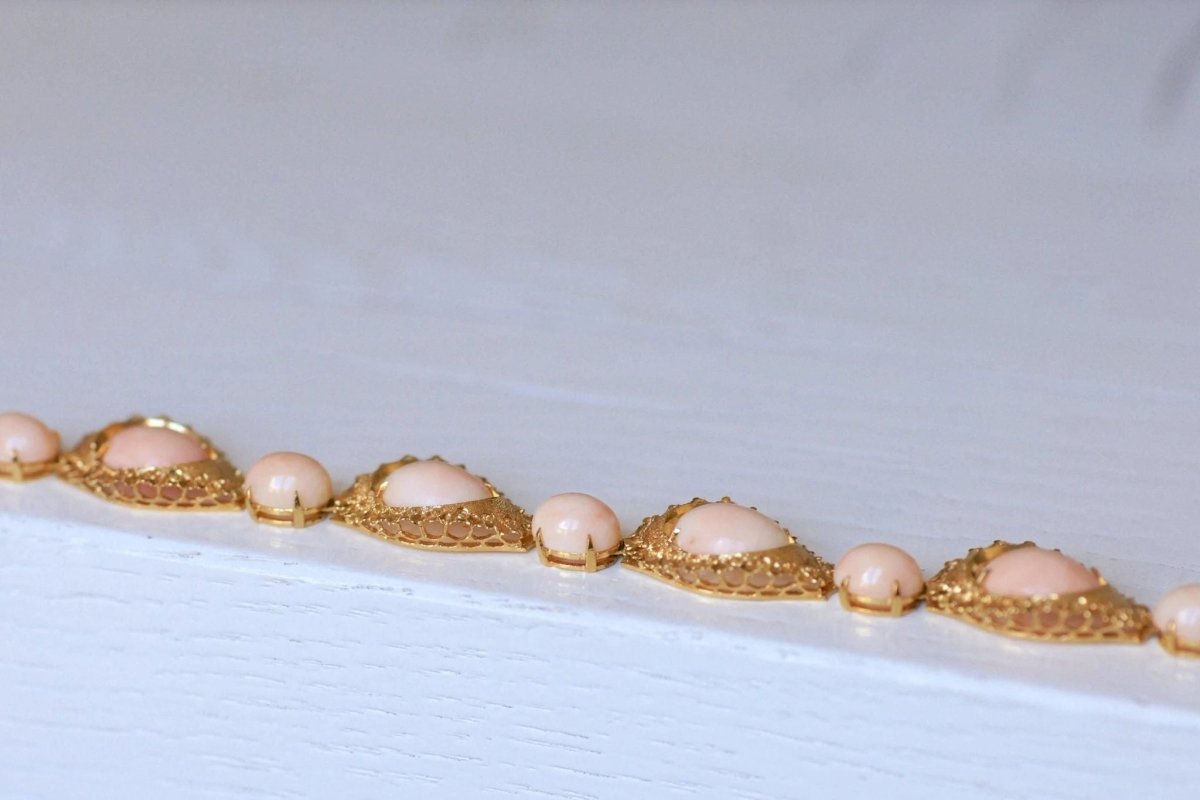 Collier ras de cou corail peau d'ange - Castafiore