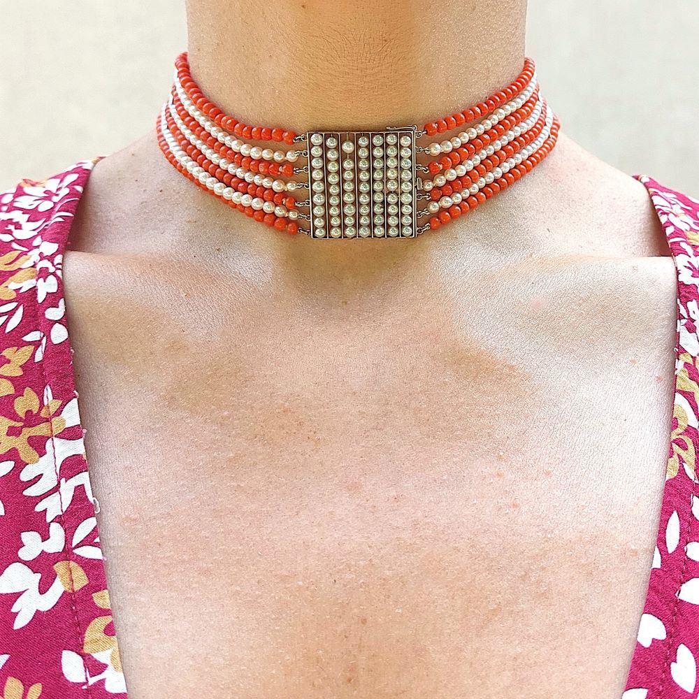 Collier ras de cou, en or blanc, corail et perles - Castafiore