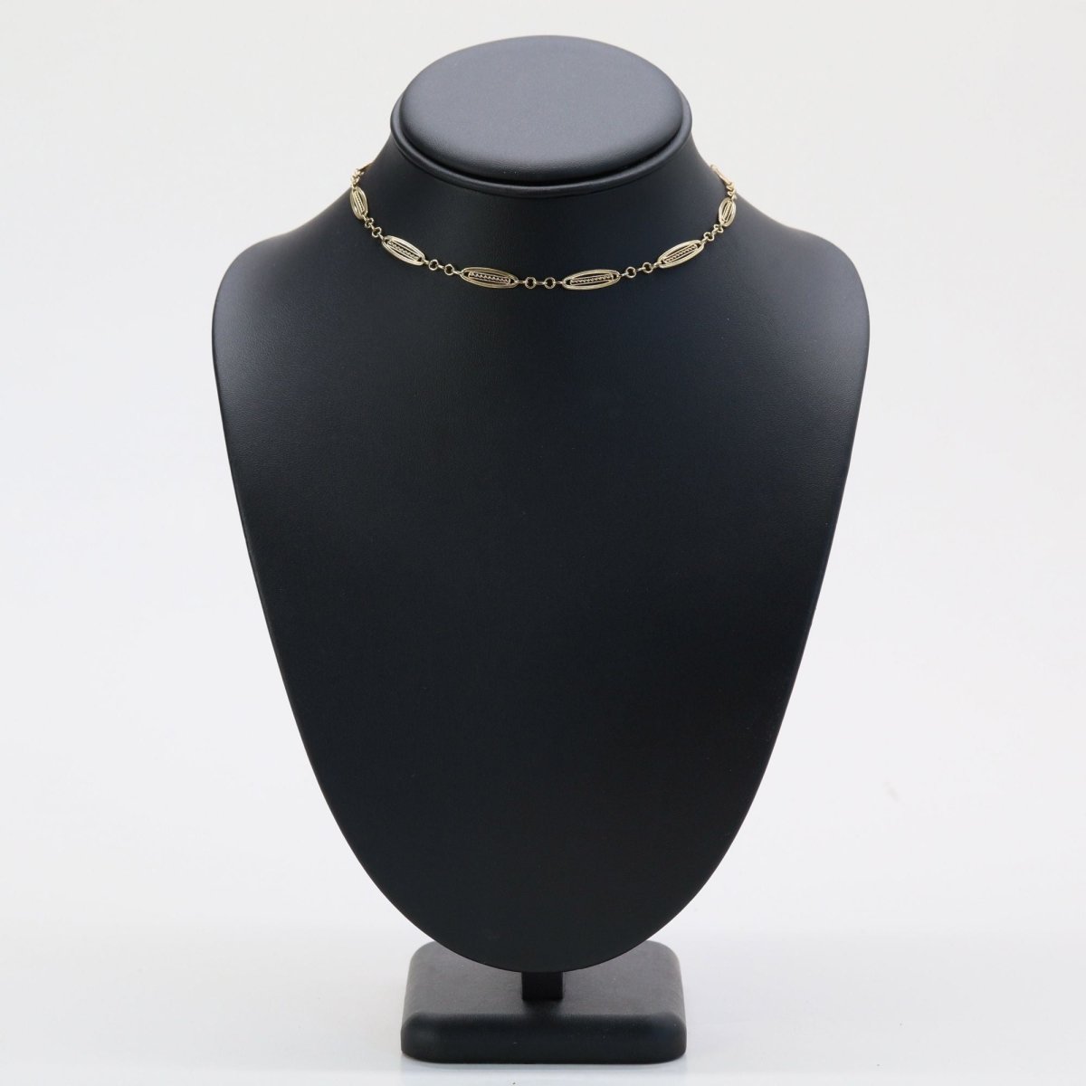 Collier ras du cou en or jaune - Castafiore