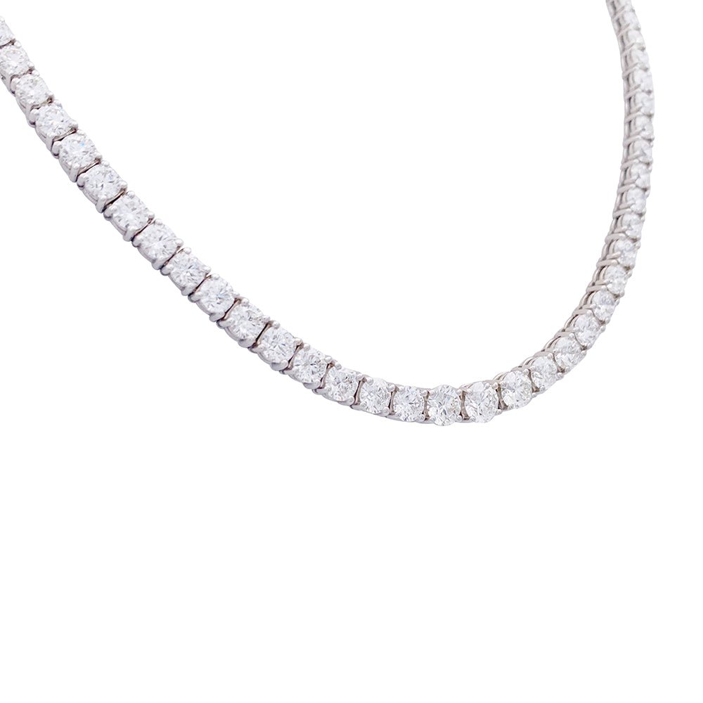 Collier rivière diamants en or blanc. - Castafiore