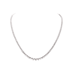 Necklace river in white gold and diamonds.