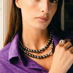 Collier Sautoir en or blanc, perles et diamants - Castafiore
