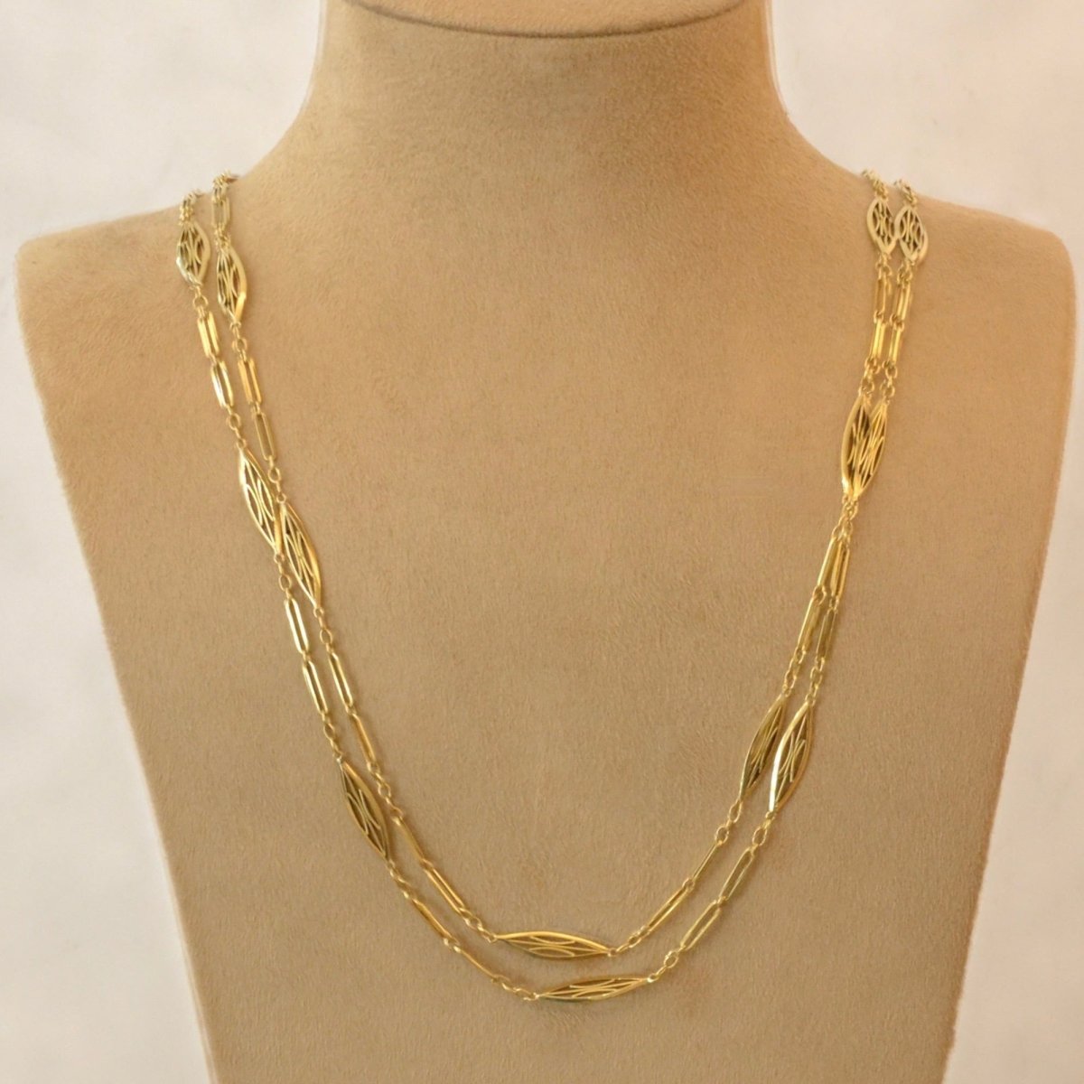 Collier Sautoir en or jaune - Castafiore