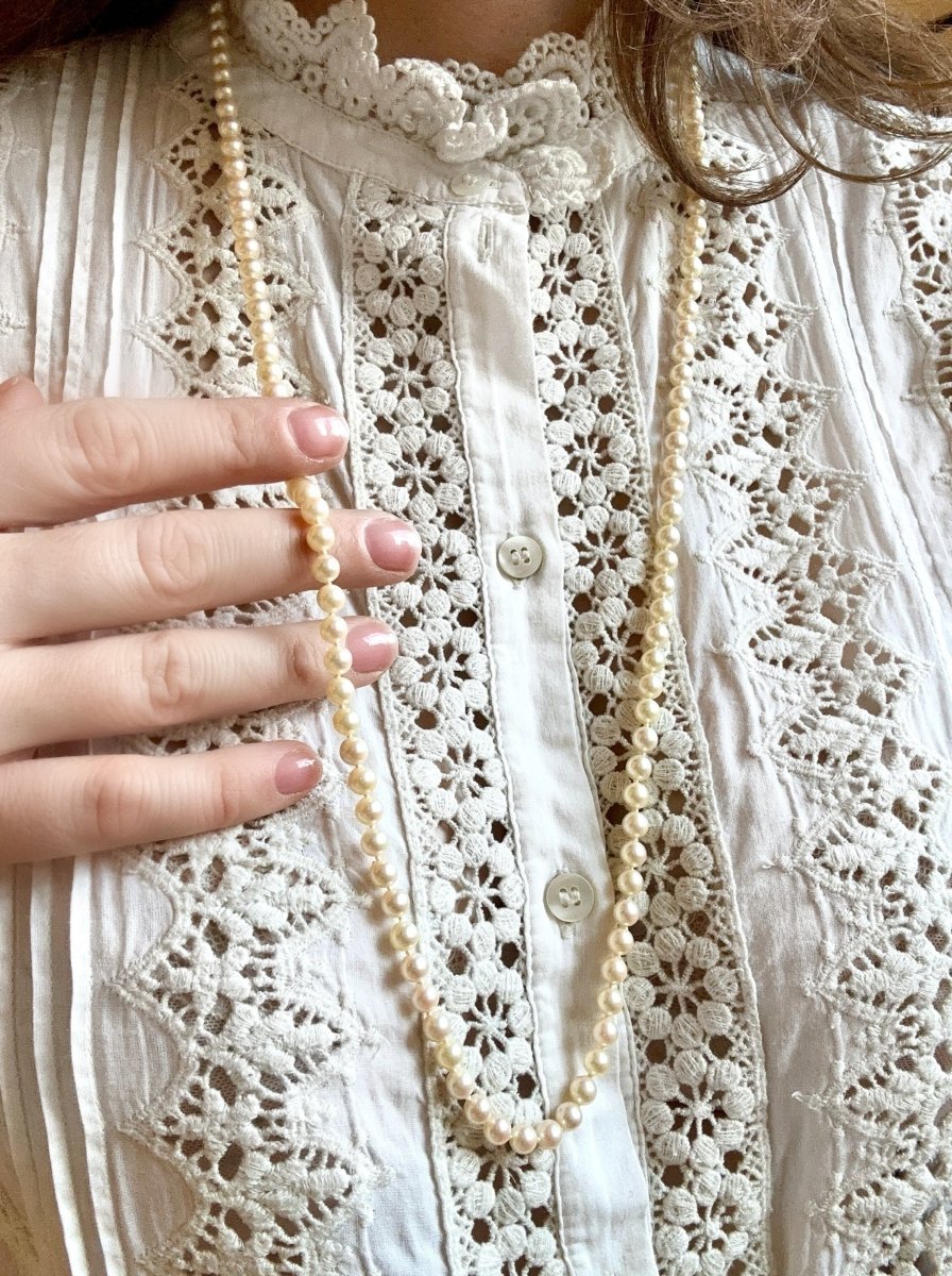 Collier sautoir en or jaune et perles - Castafiore