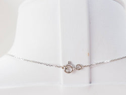 Collier solitaire en or blanc et saphir - Castafiore