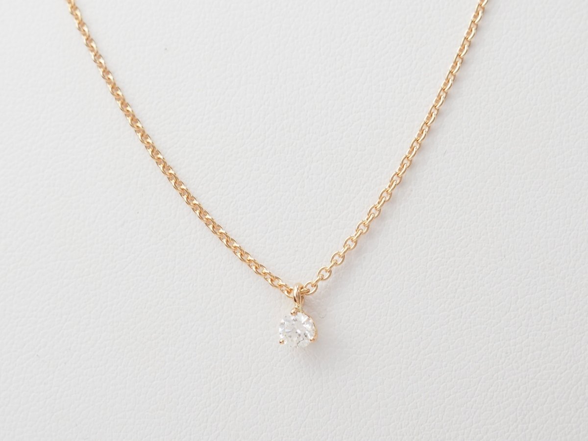 collier solitaire en or rose et diamant - Castafiore