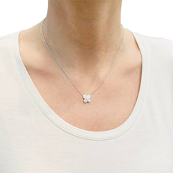 Collier Van Cleef & Arpels, or blanc, diamants - Castafiore