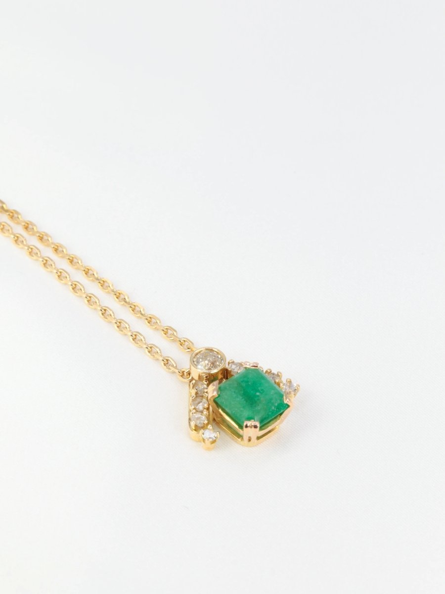 Collier vintage en or, émeraude et diamants - Castafiore