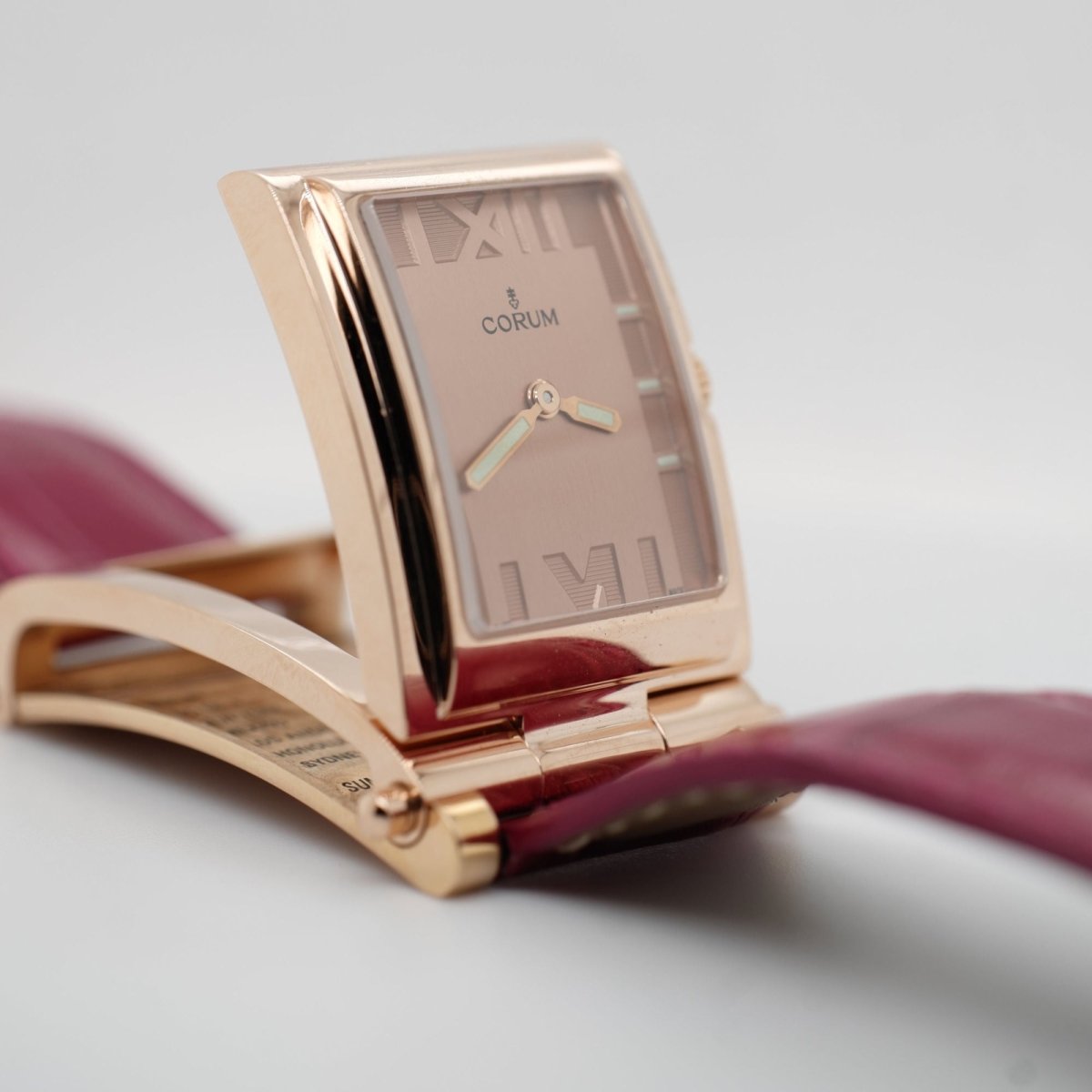 Corum - Montre Femme Tobogan Flip Up - Quartz - Castafiore