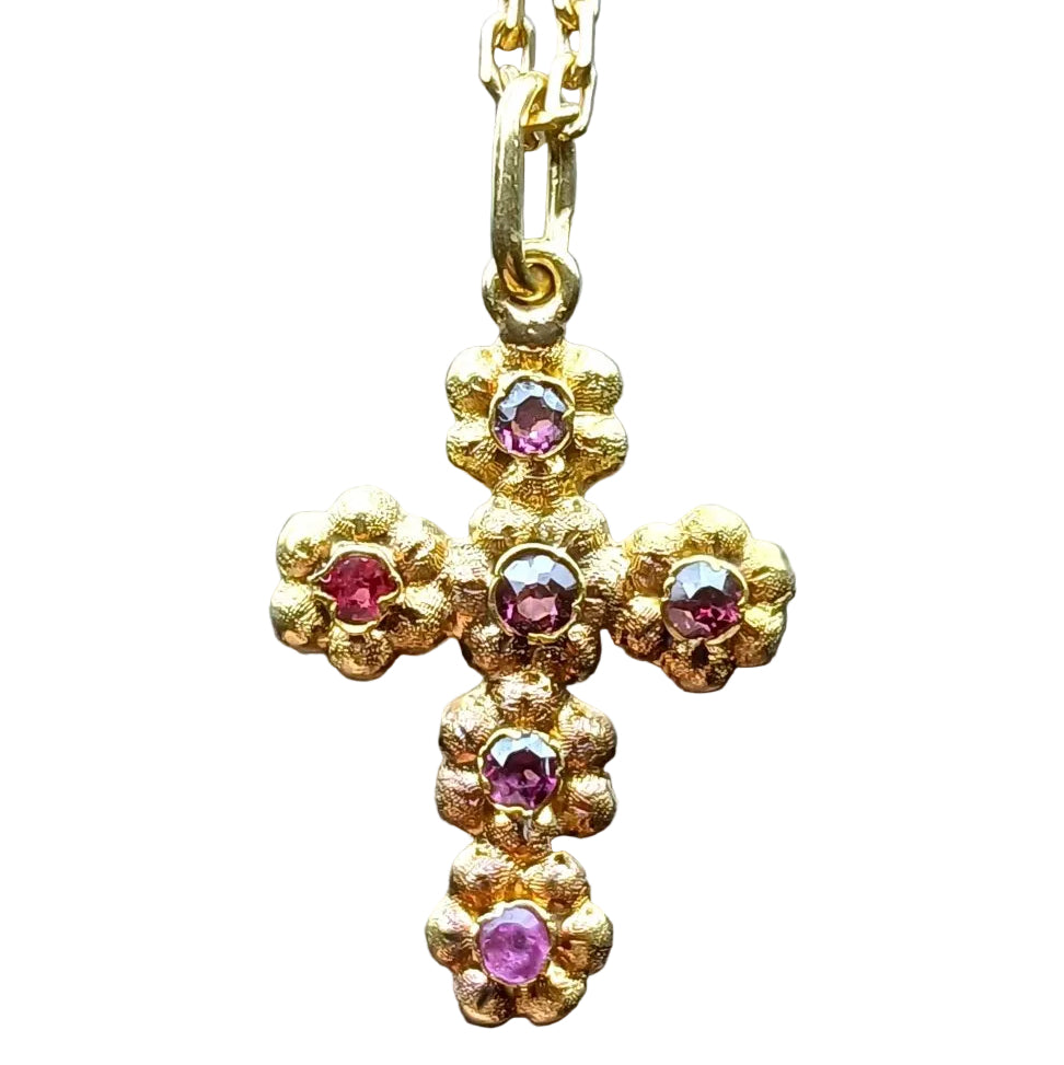 Croix ancienne et sa chaîne en or jaune et tourmalines, époque fin XIXe siècle. - Castafiore