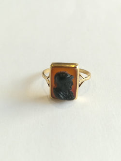 Antique Agate Cameo Ring Featuring a Greek Warrior