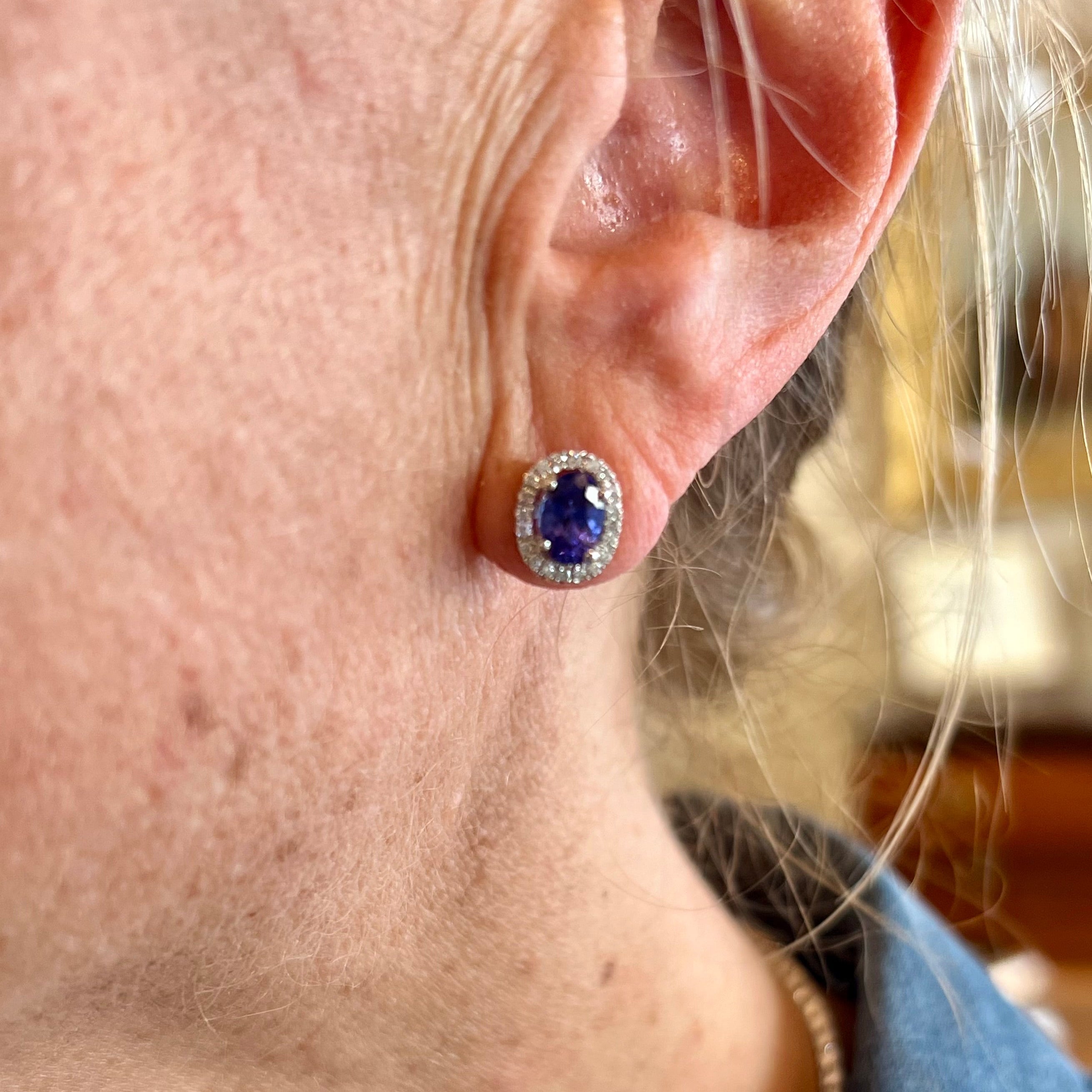 White Gold Earrings with Tanzanites and Diamonds