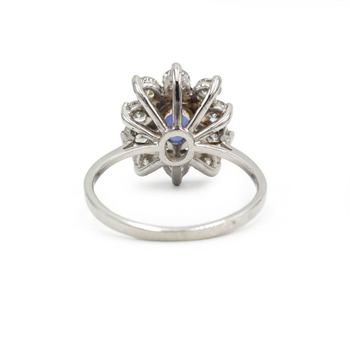 Bague Marguerite en or blanc, saphir et diamants