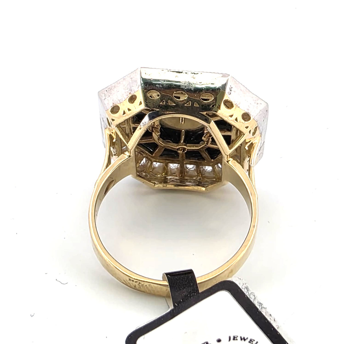 Entourage Ring in white gold, yellow gold, and diamonds