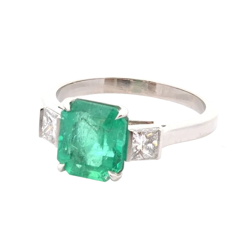 2.36-carat Emerald ring with diamonds