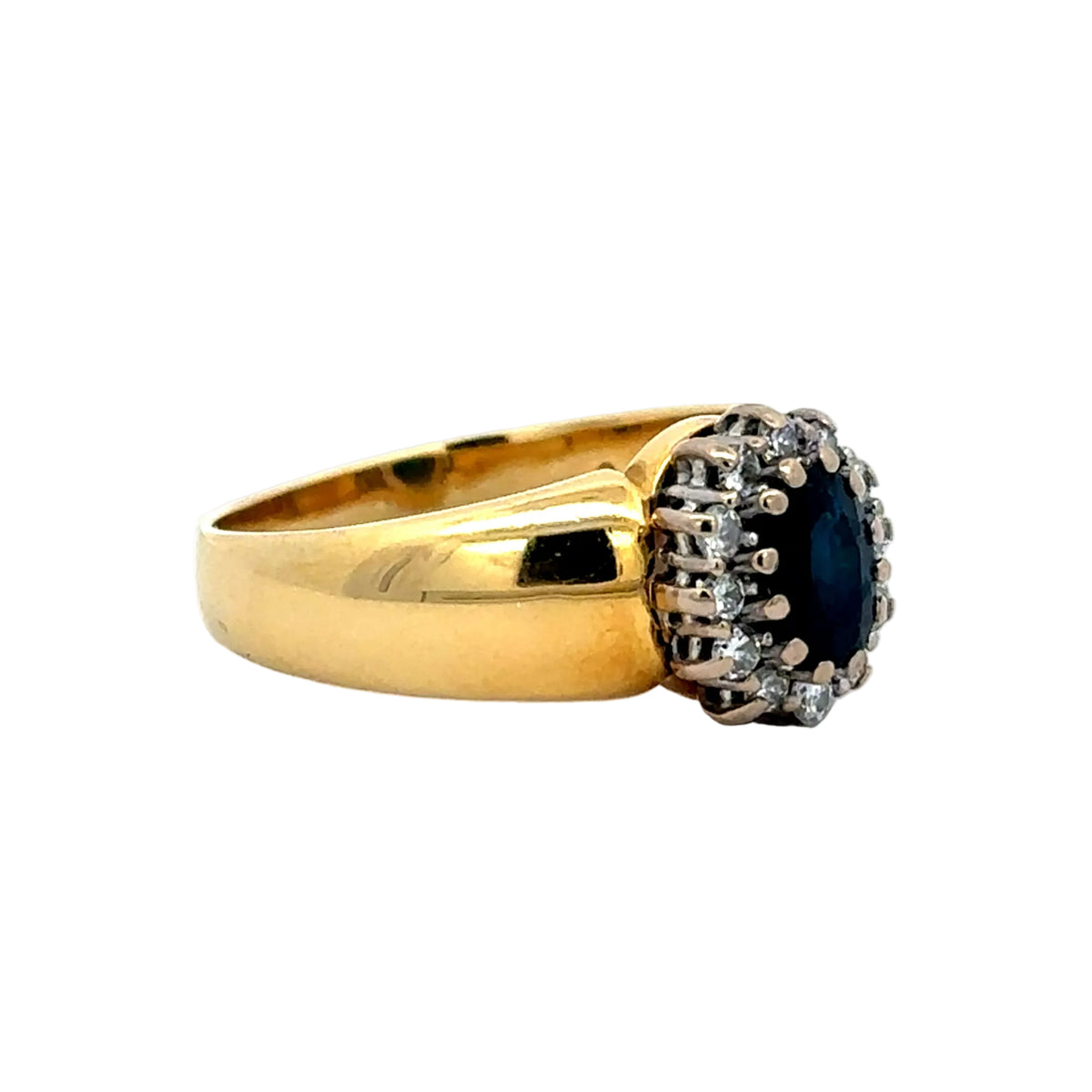 Cocktail Ring in Yellow Gold, Sapphire, and Diamonds