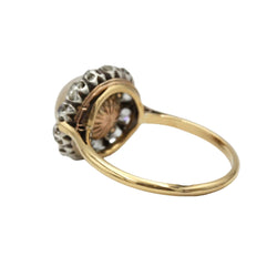 Bague Entourage en or jaune, perle et diamants