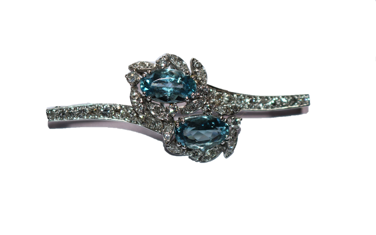 Broche Épingle en or blanc, aigues-marines et diamants