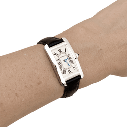 Montre Cartier, "Tank Américaine", acier, cuir.