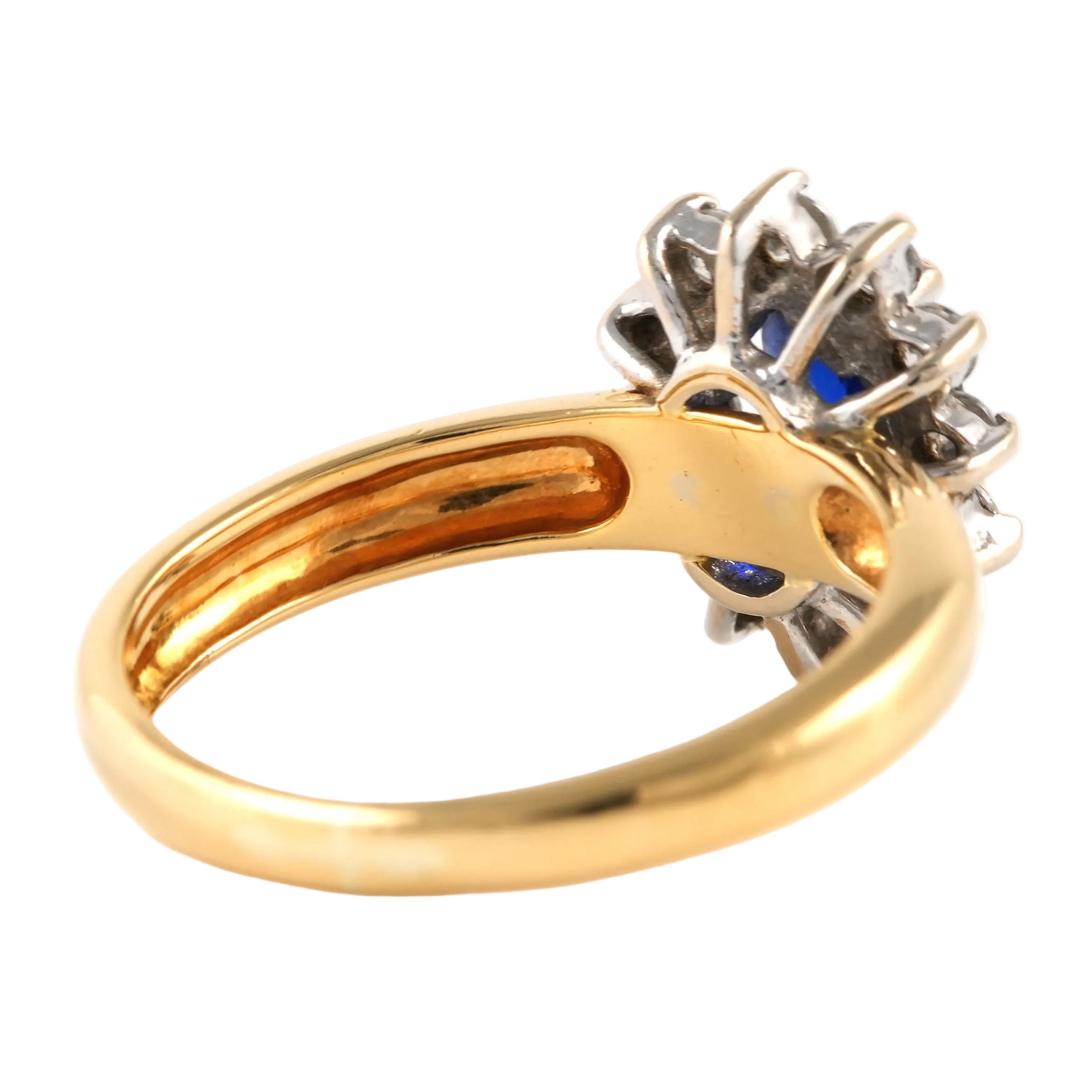 Marguerite Ring in Yellow Gold, Sapphire, and Zirconia