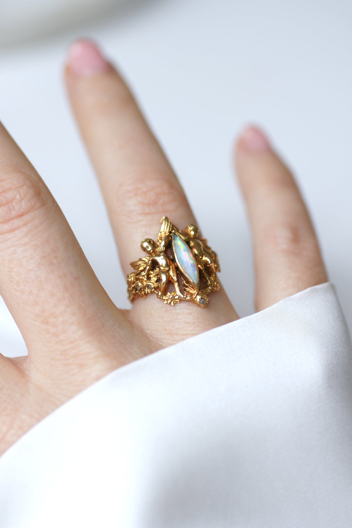 Vintage Angels Ring with Opal and Diamonds in Yellow Gold