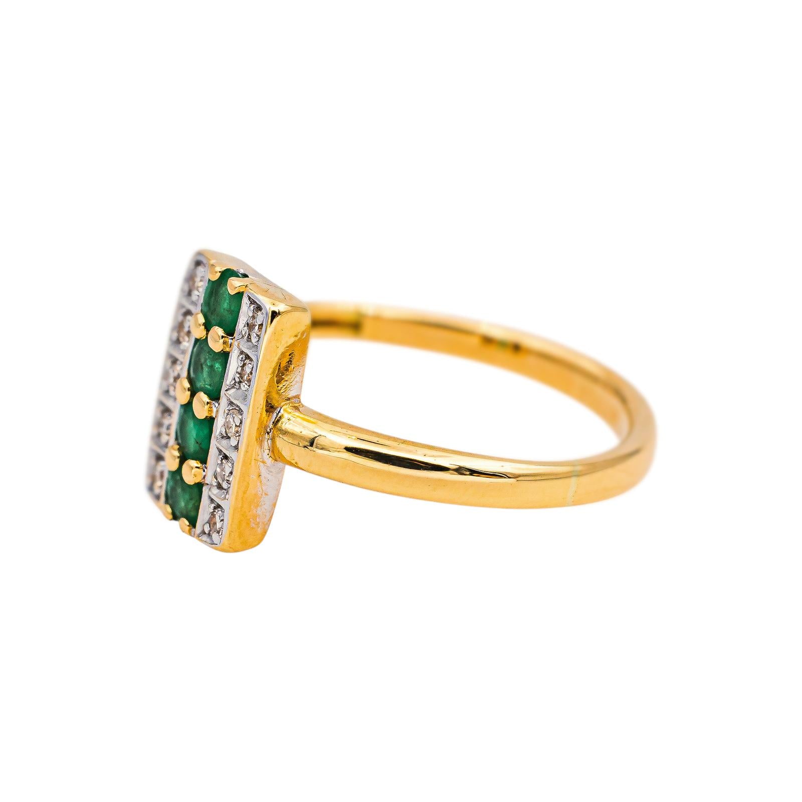 Yellow gold Emerald Ring
