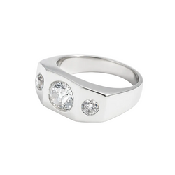 Trilogy Ring in Platinum and Diamonds