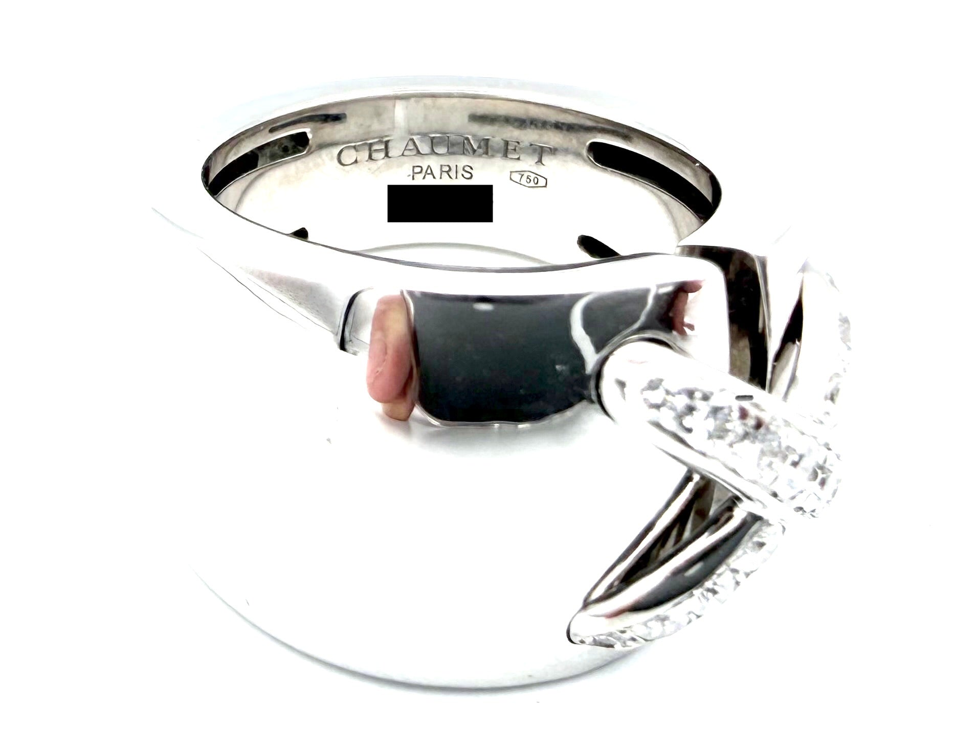 CHAUMET ring. "Liens" collection in white gold and diamonds