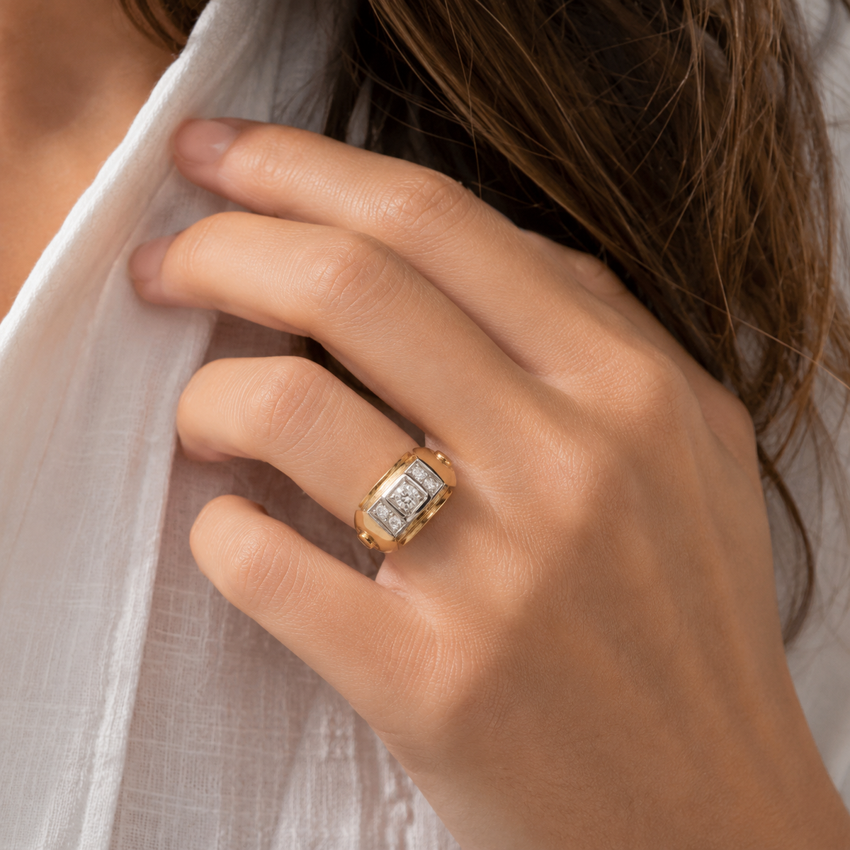 Tank Ring in Rose Gold and Diamonds