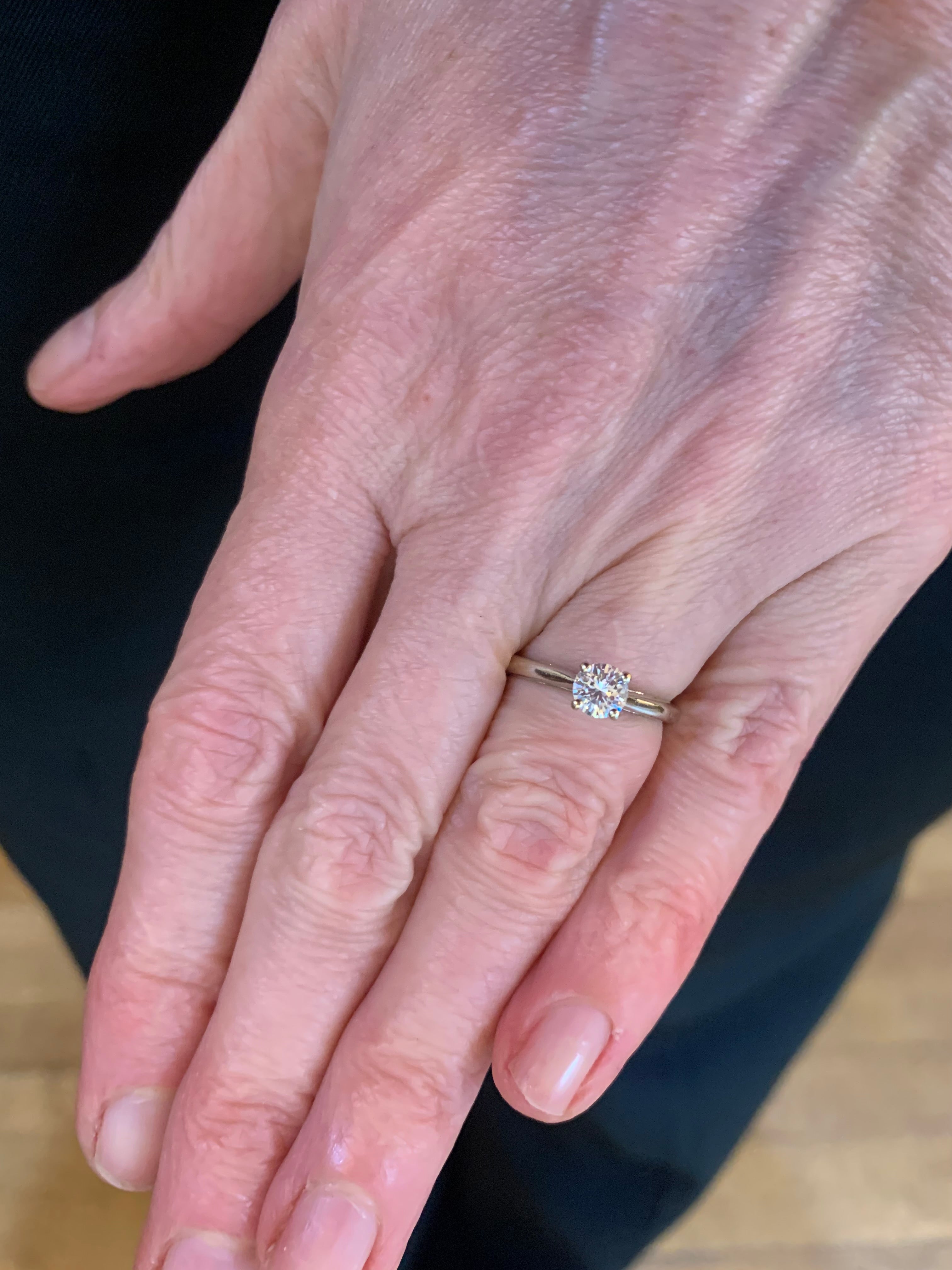 Bague Solitaire en or blanc et diamant