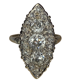 18K WHITE GOLD MARQUISE RING (Size 48)