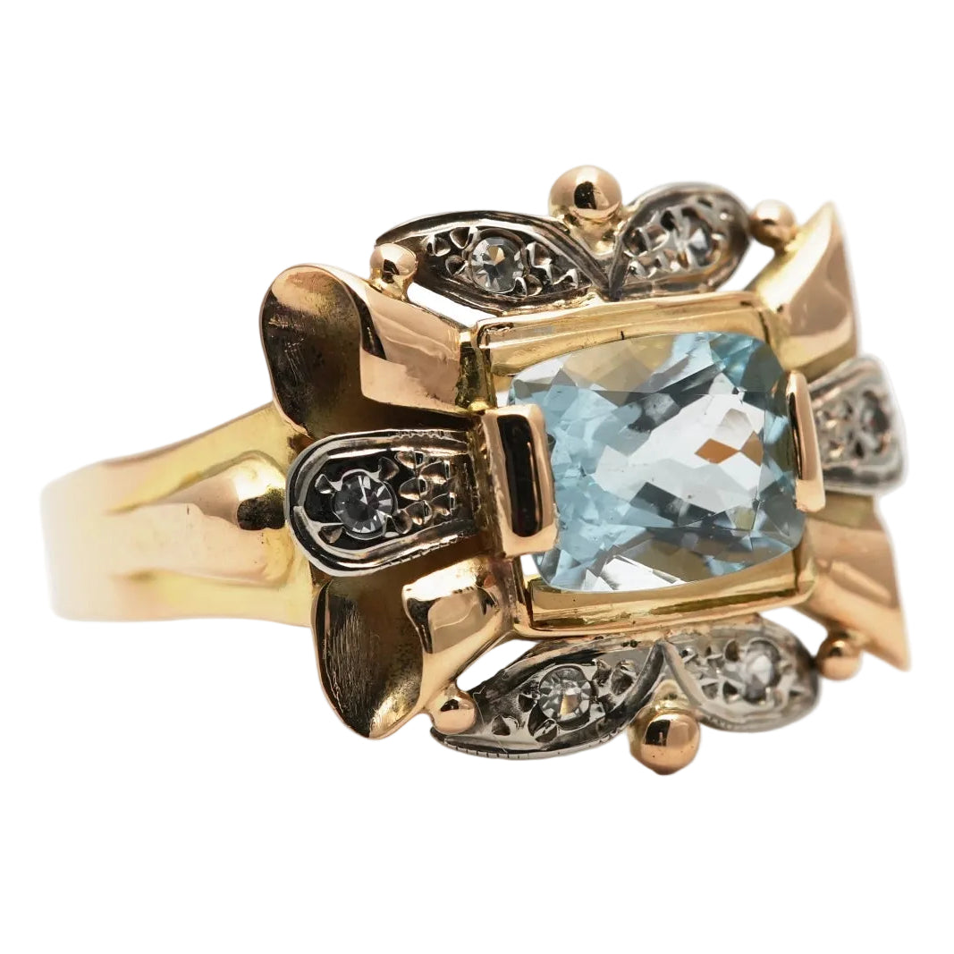Tank Ring in yellow gold, aquamarine, and diamonds