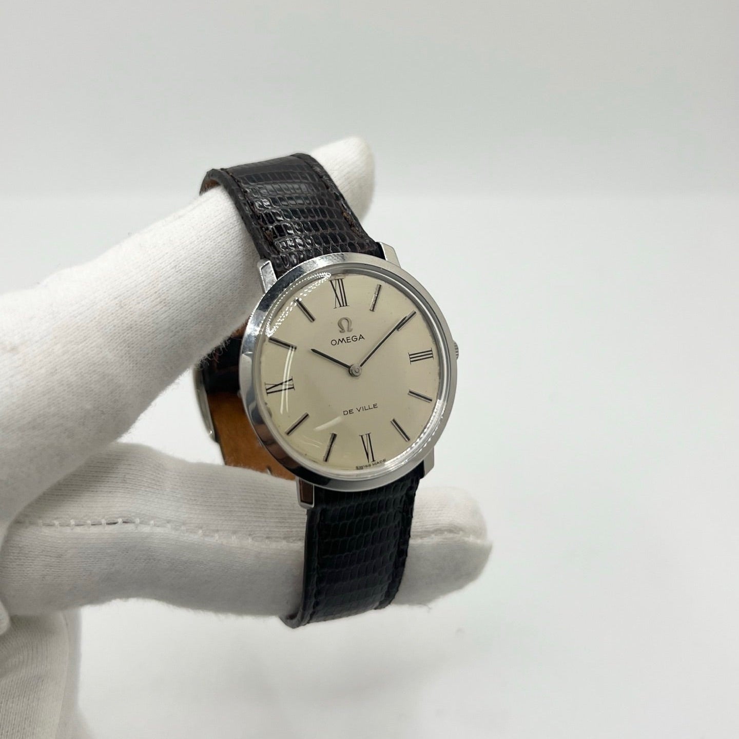 OMEGA "De Ville" Watch in Steel and Leather