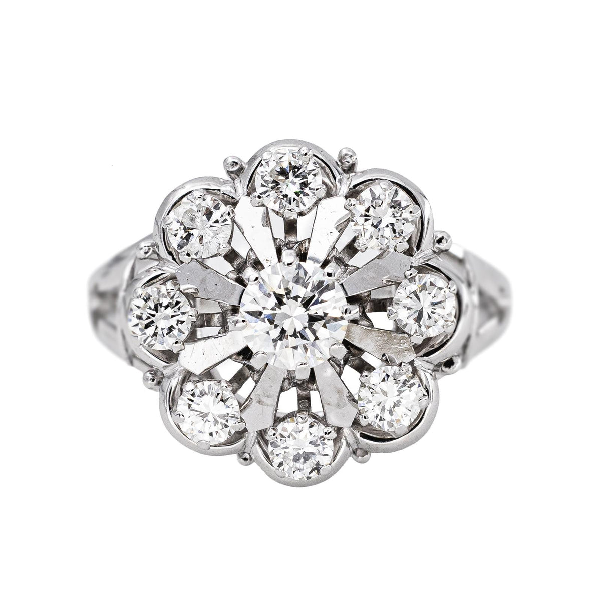 White Gold Daisy Ring with Diamond