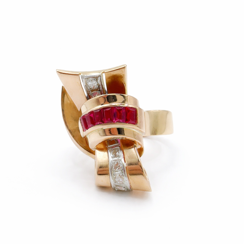 Yellow gold, Ruby and Diamond Ring