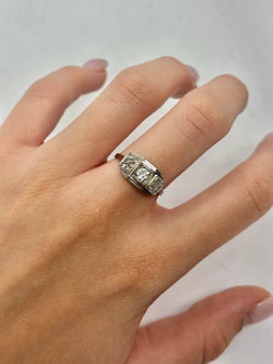 White gold and Diamond Ring
