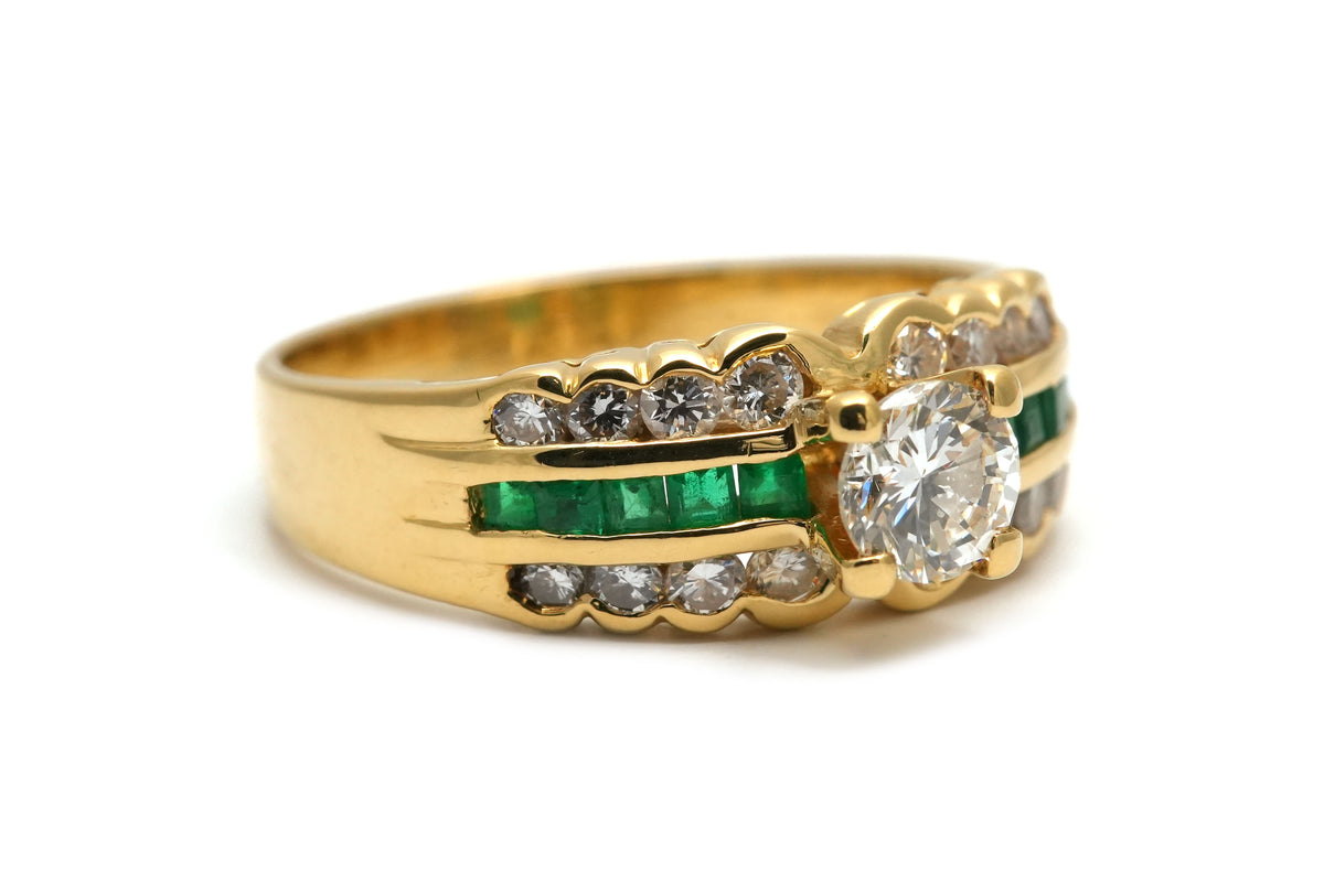 Yellow Gold Band Ring with Emeralds and Diamonds