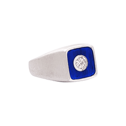 Bague or blanc, émail bleu et diamants.