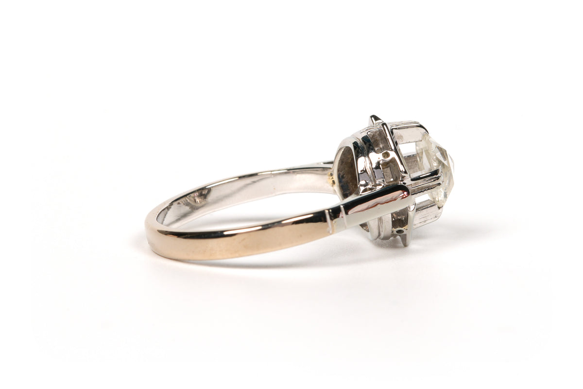 Bague Solitaire en or blanc et diamant