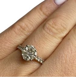 White Gold Solitaire Ring with Diamonds