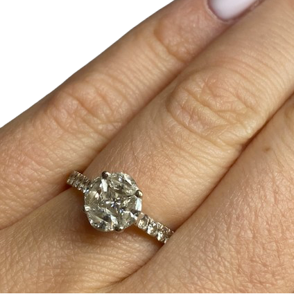 White Gold Solitaire Ring with Diamonds