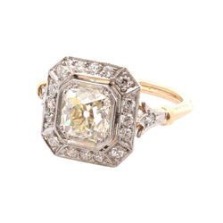 1.55-carat L/SI2 diamond ring in 18k gold