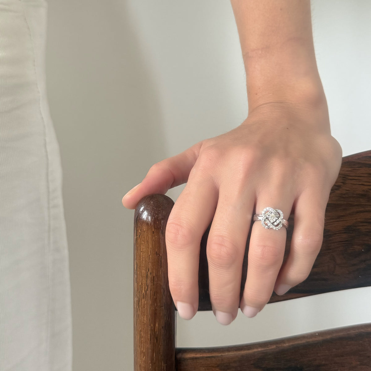Bague en or blanc et diamants